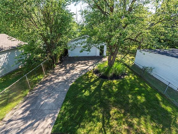 2nd image of 98 Talbot Dr