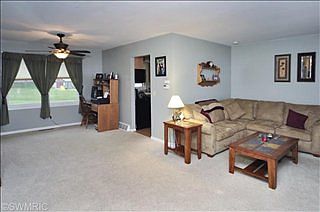 3rd image of 650 Timberlane Dr