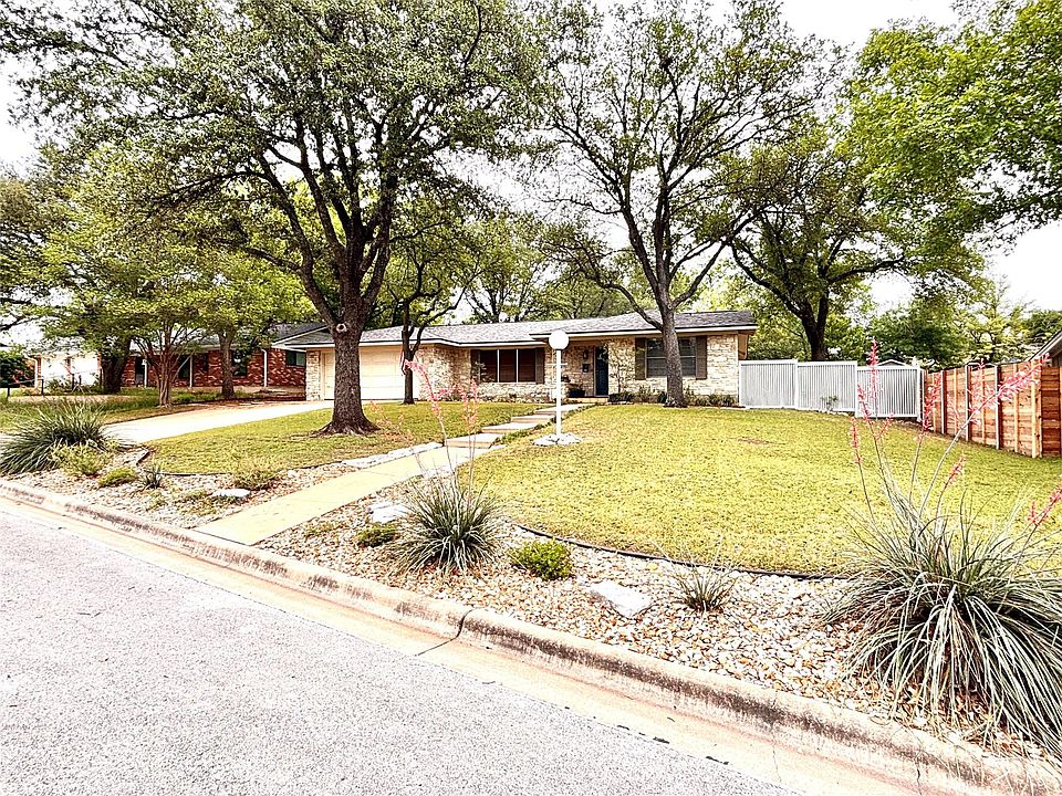 1st image of 7505 Greenhaven Dr