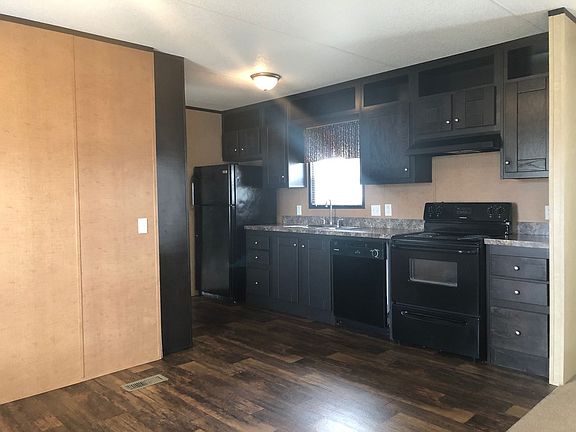 3rd image of 920 Century Plaza Dr #555