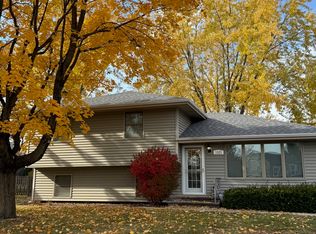 1321 Galena Ct, Naperville, IL 60564