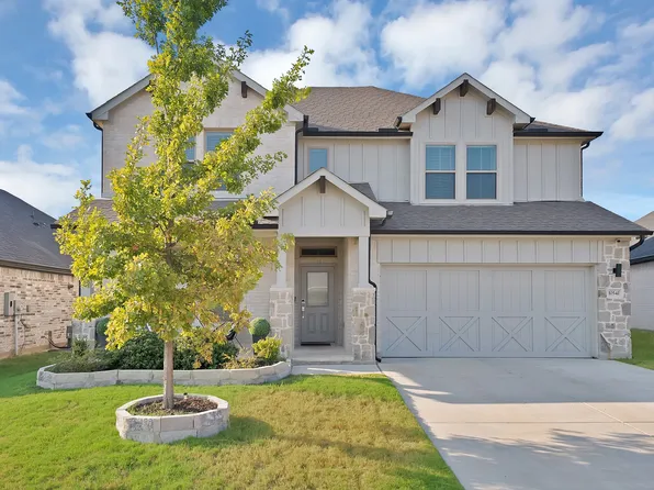 10541 Big Lagoon Dr, Fort Worth, TX 76179