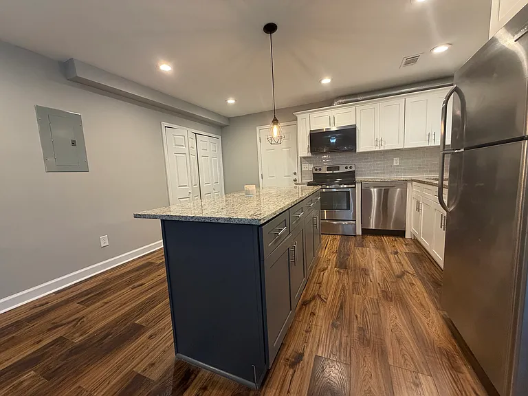 442 Sycamore Dr #442 — Photo 15
