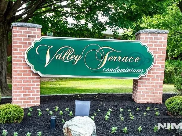 1130 Valley Road #2B, Wayne, NJ 07470