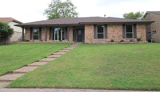 1st image of 1514 Yorkshire Dr