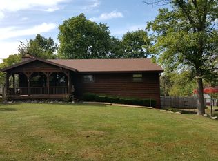 1322 S 5th St, De Soto, MO 63020