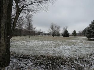 14644 S State Rd, Perry, MI 48872