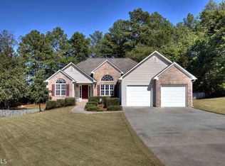 150 Washington St SE, Calhoun, GA 30701