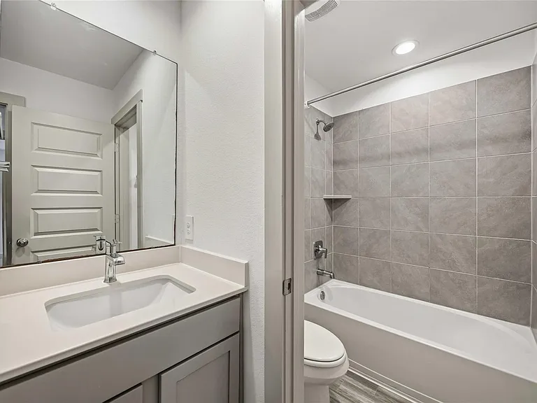 7127 Whispering Leaf St — Photo 17