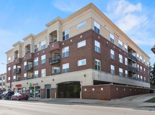 1619 North Farwell AVENUE #206, Milwaukee, WI