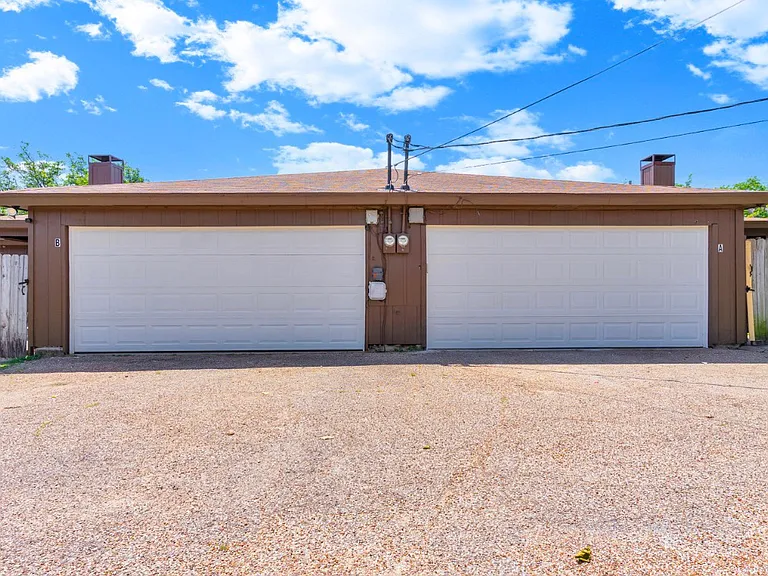 1401 N Nolan River Rd #A — Photo 13