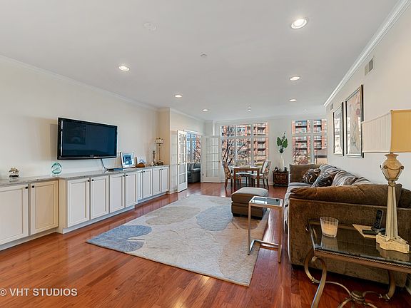 3rd image of 115 Prairie Park Dr APT 212
