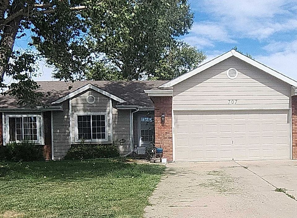 1st image of 707 Country Acres Dr