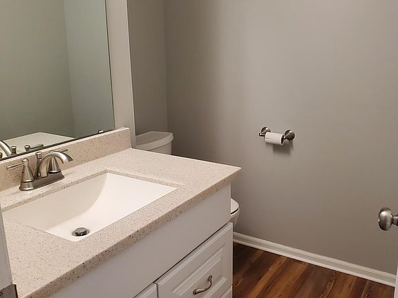 3rd image of 266 Richards Cir #266