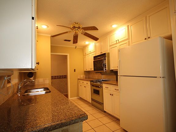 5th image of 1407 Wildwood Dr