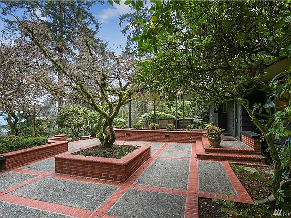 4th image of 7621 SE 22nd St