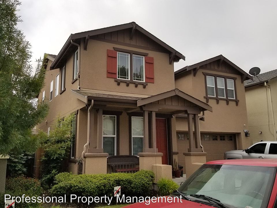 2nd image of 407 Malcolm Dr