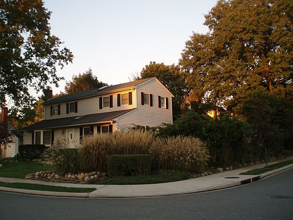 3rd image of 10 James Ave