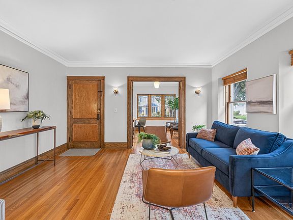 2nd image of 3129 Fremont Ave S APT 1
