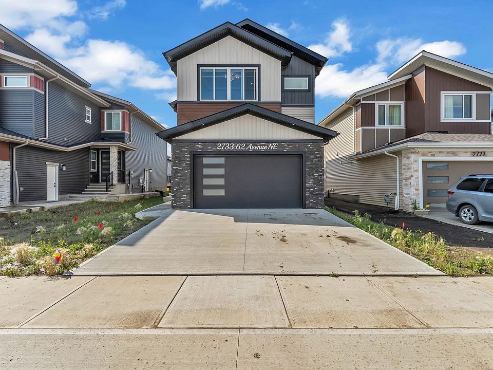 1st image of 2733 62nd Ave NE