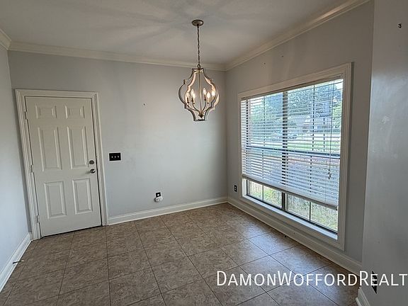 5th image of 105 Laurel Ridge Rd
