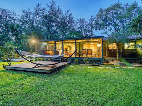 3650 Pond View Ln, Sarasota, FL 34235