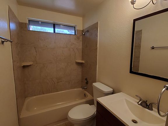 2nd image of 921 W University Dr Unit 1209