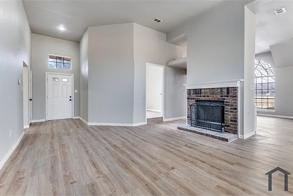 8371 Deep Green Dr — Photo 1