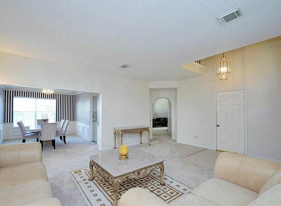 4th image of 16518 Mahogany Dr