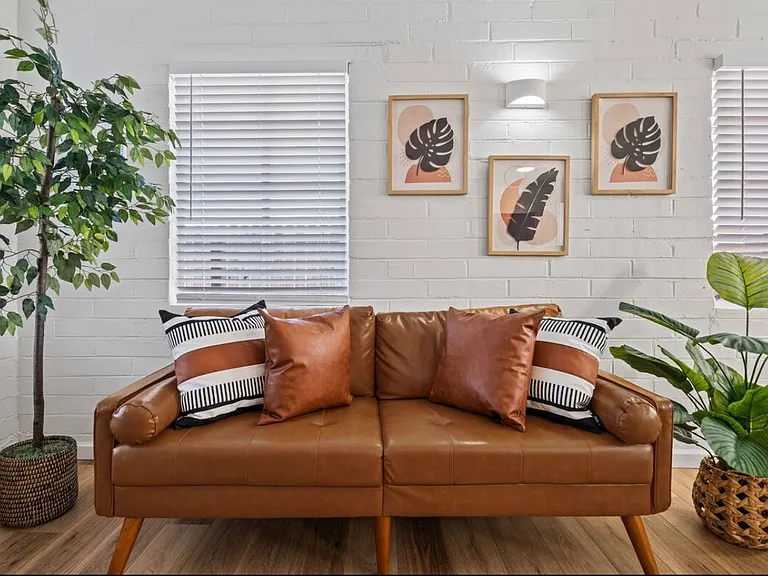 1627 N Bryant Ave #D — Photo 3