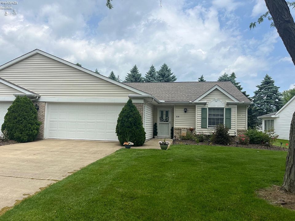 1st image of 919 Hidden Valley Dr