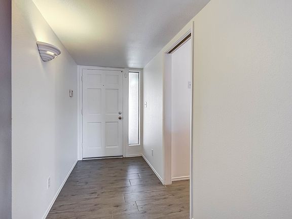 4th image of 627 E Royal Palm Sq S