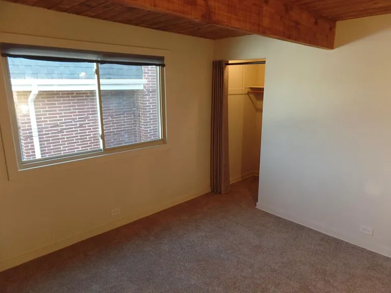 811 S La Grange Rd #C — Photo 19