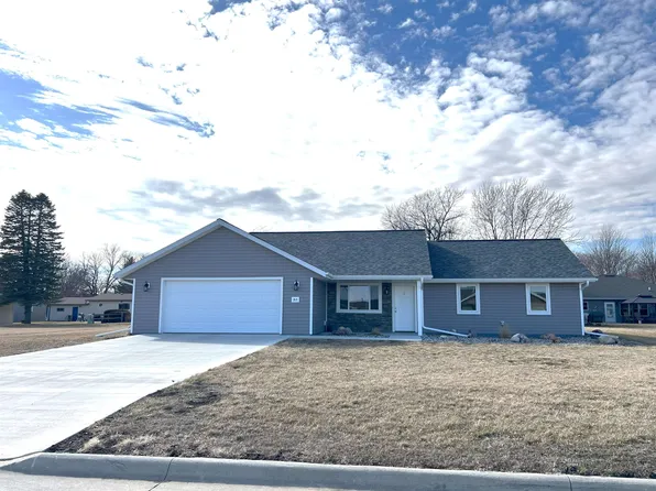 315 N 20th St, Estherville, IA 51334