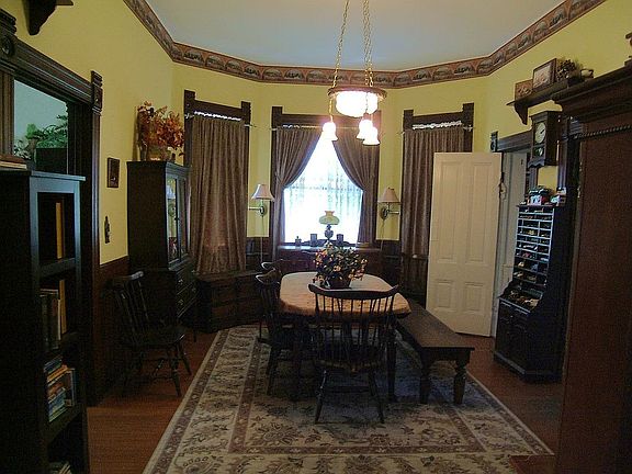 5th image of 1807 G St