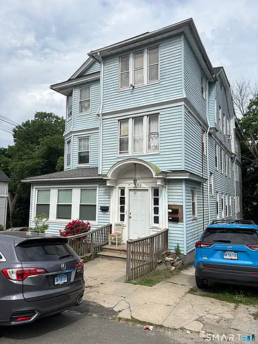 249 Lincoln St Photo 1