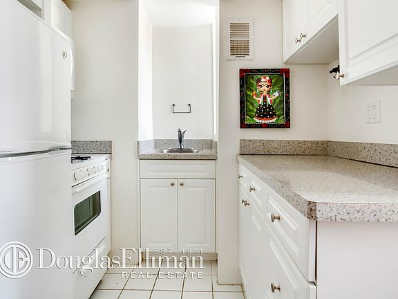 3rd image of 850 Amsterdam Ave APT 11B