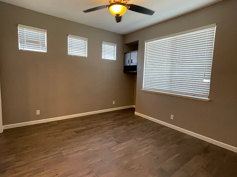 1246 Poppy Hills Ln — Photo 34