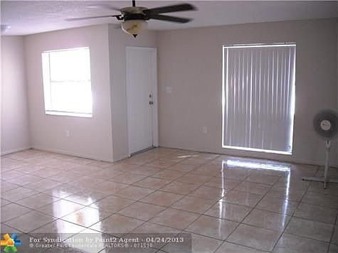 4th image of 935 SW 16th St