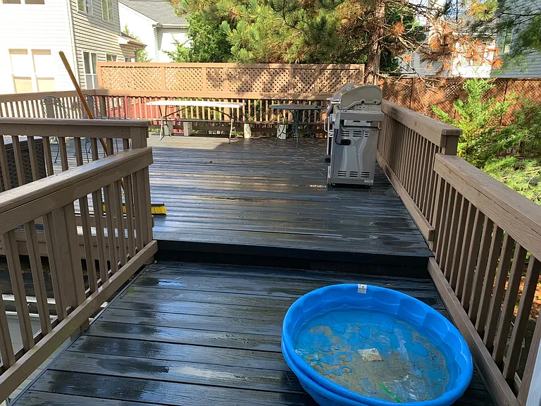 Deck (grill included)