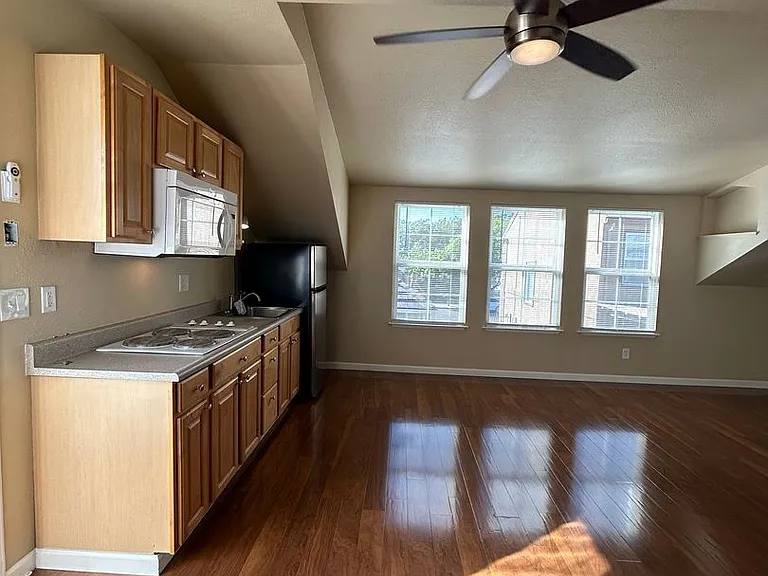 5276 Trophy Dr #B — Photo 1