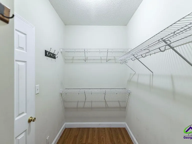 217 Sedgebrooke Dr — Photo 20