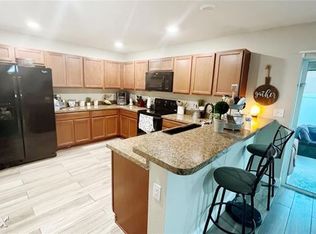 10734 Southern Forest Dr #R, Riverview, FL 33578