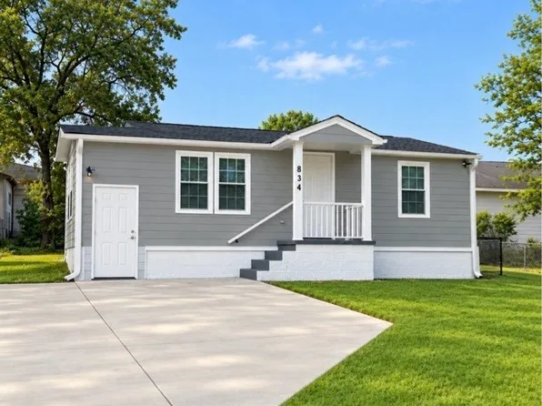 834 Shaw Mill Rd, Fayetteville, NC 28311