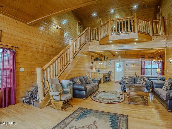 5th image of 4170 Chamberlain Ln