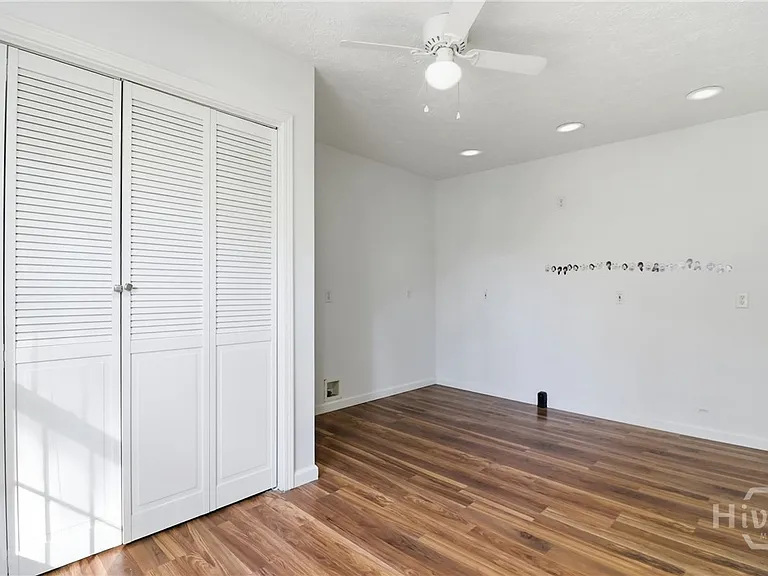 375 Pine Needle Dr — Photo 12