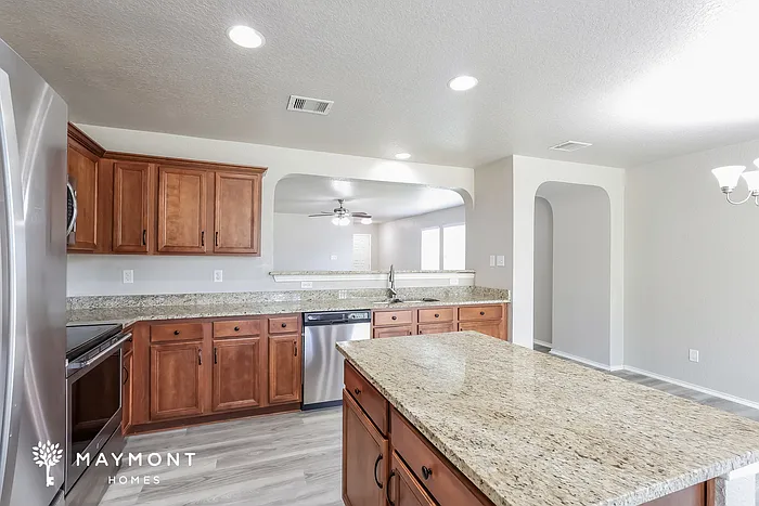11233 Forest Pass Ct — Photo 8