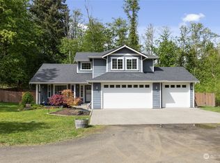 6033 E Rusty Ct, Port Orchard, WA 98366