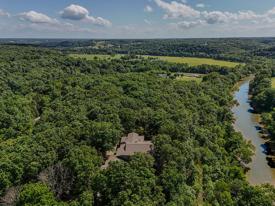 1st image of 740 Russel Ridge Road