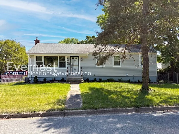 8713 Rhode Island Ave